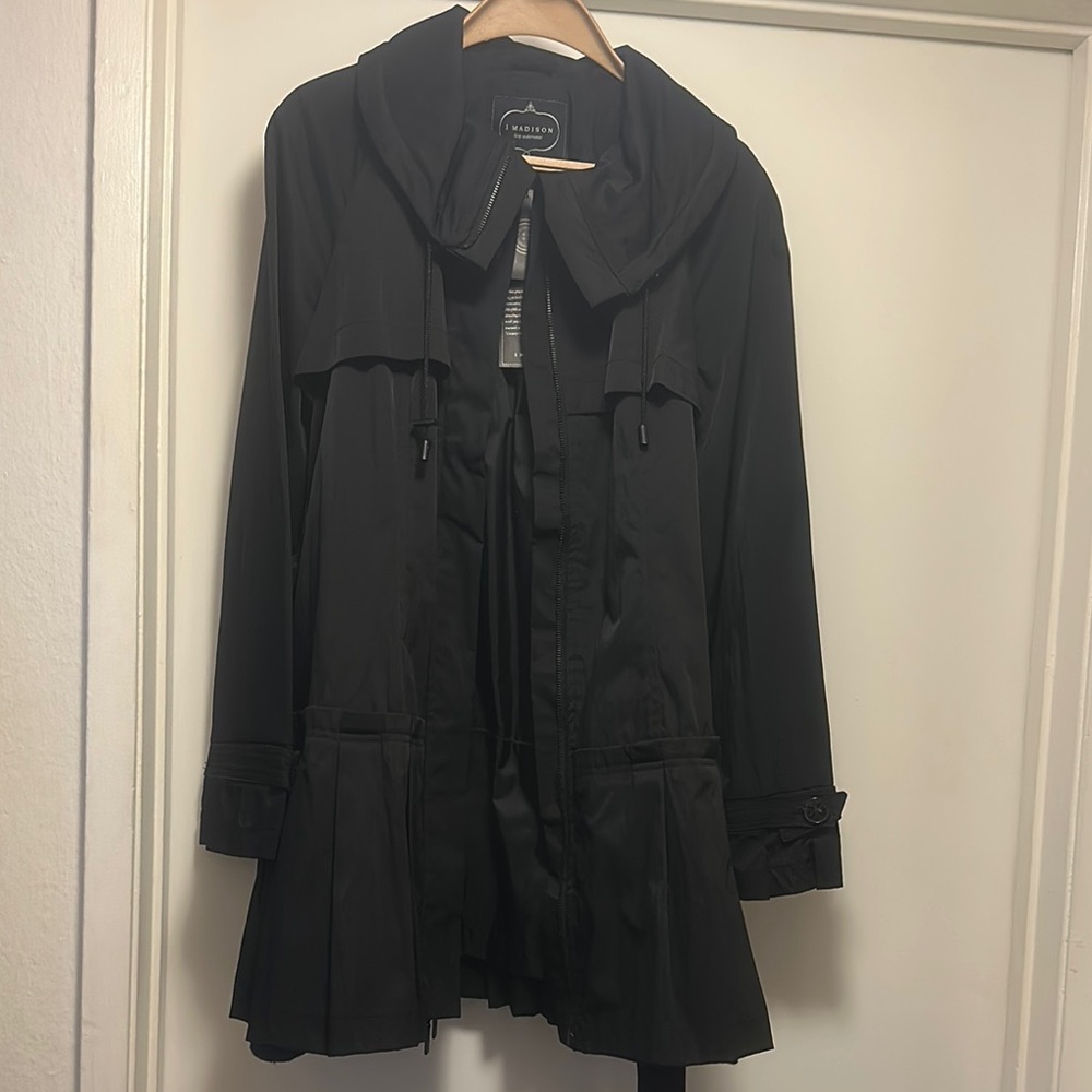 1 Madison Black Trench Coat Elegant Outerwear medium chest 38 inches armpit